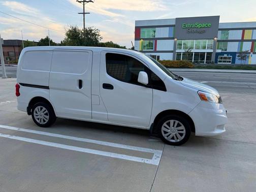 2018 Nissan NV200 SV