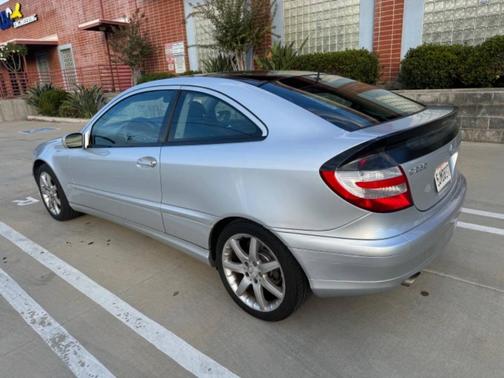 2005 Mercedes-Benz C-Class 