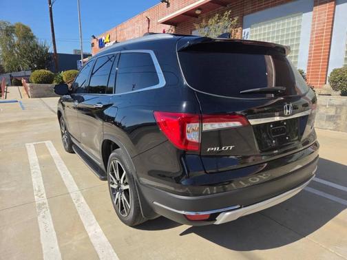 Black 2019 Honda Pilot Touring 8-Passenger