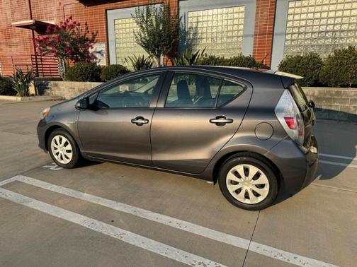 2014 Toyota Prius c One