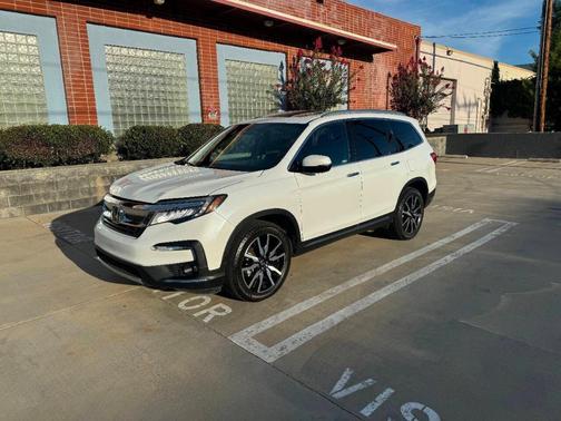 2020 Honda Pilot Touring 8-Passenger