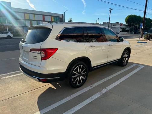 2020 Honda Pilot Touring 8-Passenger