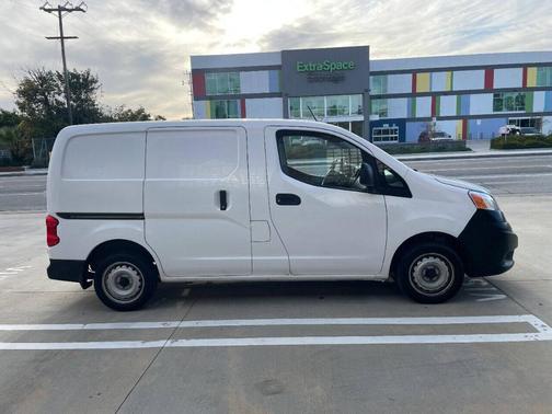 2017 Nissan NV200 S