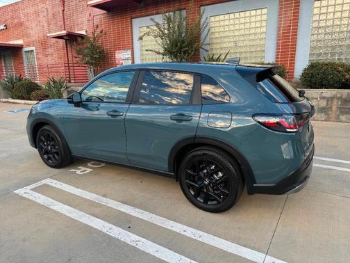 2025 Honda HR-V Sport