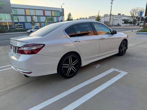2017 Honda Accord Sport