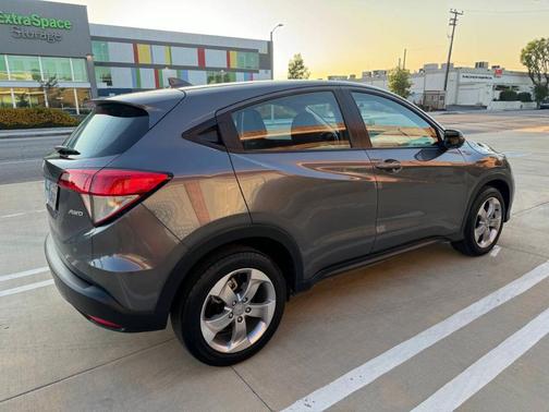 2022 Honda HR-V LX