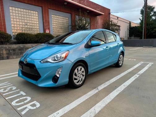 2015 Toyota Prius c Four