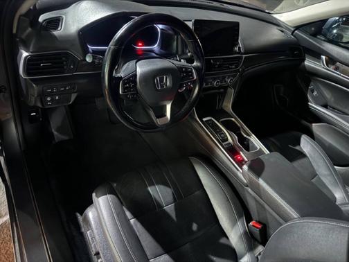 2022 Honda Accord Touring 2.0T