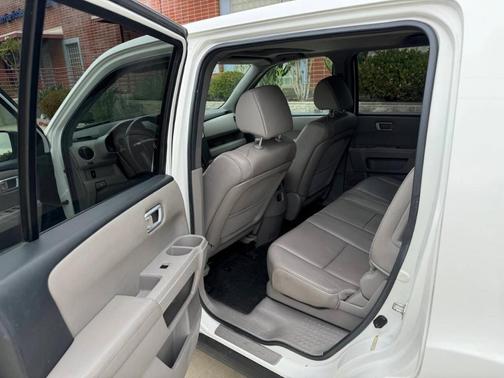 2013 Honda Pilot EX-L w/ Navigation