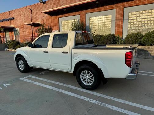 2021 Nissan Frontier SV