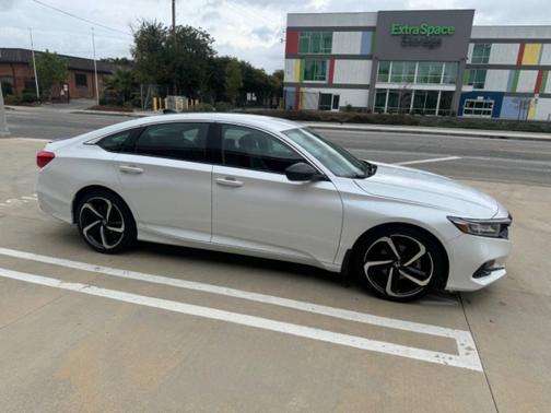 2022 Honda Accord Sport SE