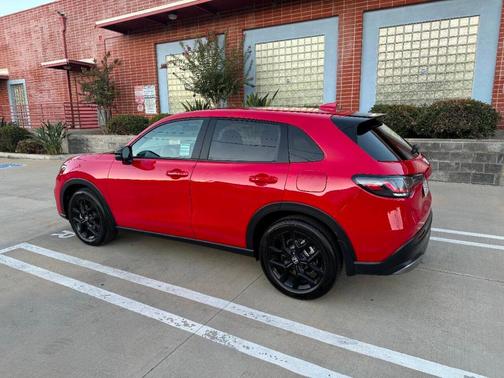 2025 Honda HR-V Sport