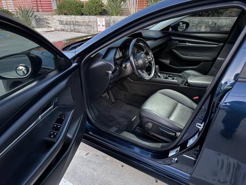 2023 Mazda Mazda3 FWD w/Select Package