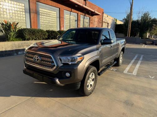 2016 Toyota Tacoma SR5