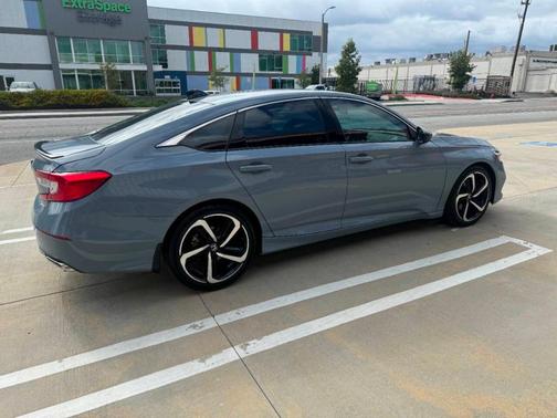 2022 Honda Accord Sport SE