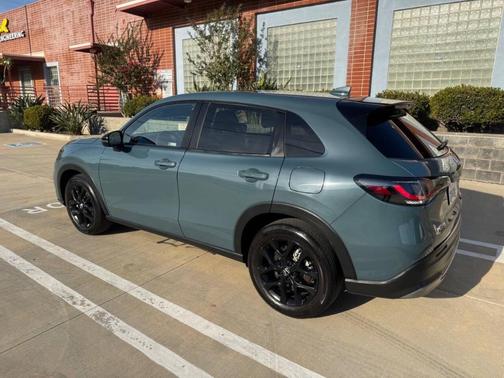 Gray 2024 Honda HR-V Sport