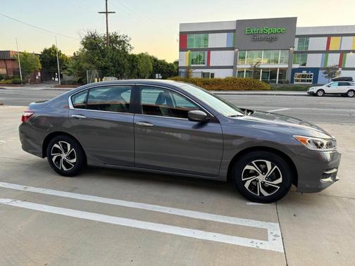2016 Honda Accord LX