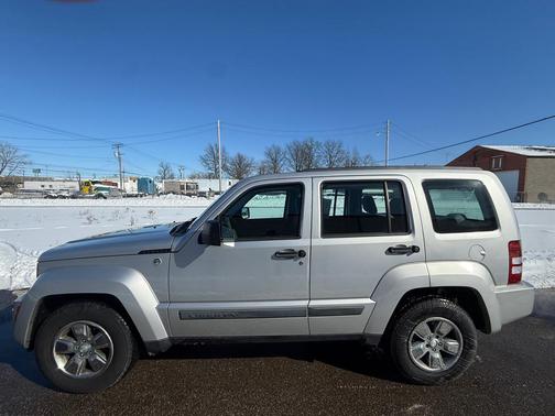 2008 Jeep Liberty Sport