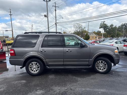 2011 Ford Expedition XLT