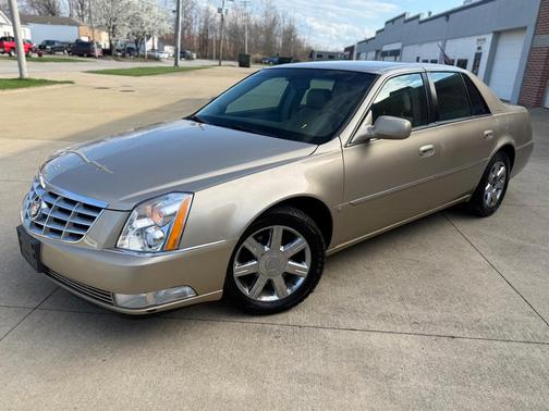 White Lightning 2006 Cadillac DTS Base