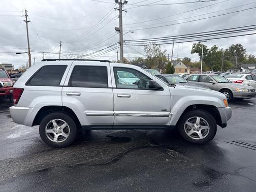 2006 Jeep Grand Cherokee Laredo