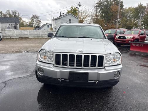 2006 Jeep Grand Cherokee Laredo