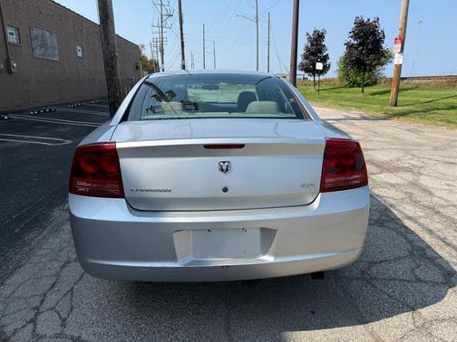 2006 Dodge Charger SE