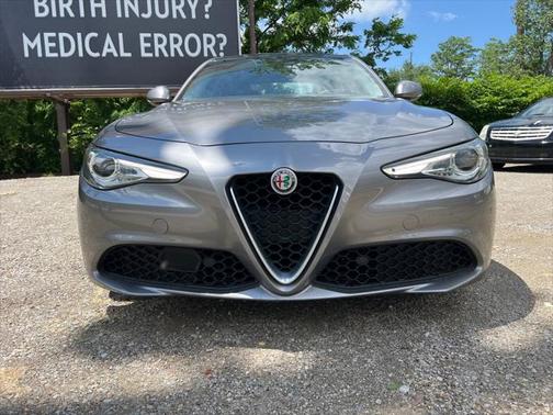 2017 Alfa Romeo Giulia Ti