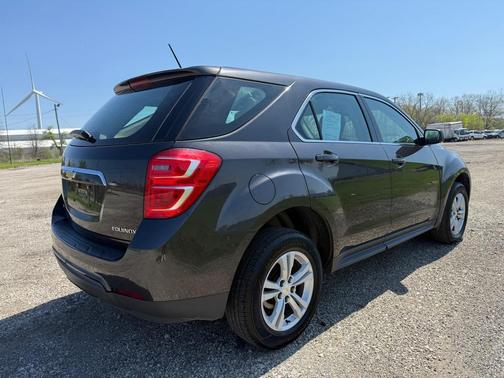 Tungsten Metallic 2016 Chevrolet Equinox LS