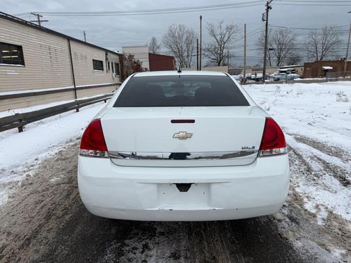 2010 Chevrolet Impala LS