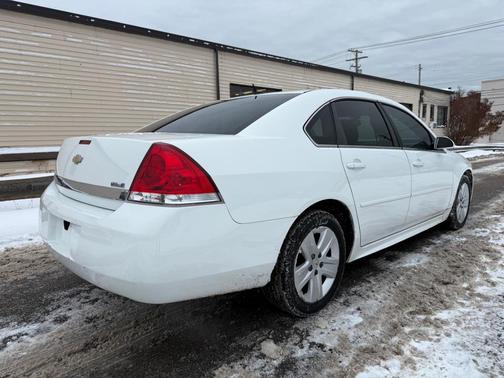 2010 Chevrolet Impala LS