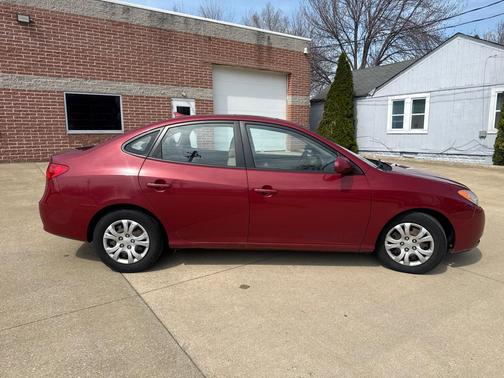 2010 Hyundai ELANTRA Blue