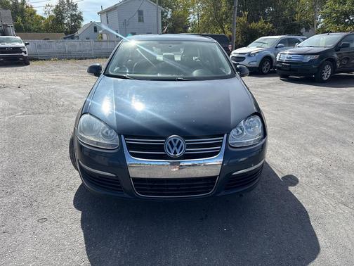 2009 Volkswagen Jetta 2.5 SE SportWagen