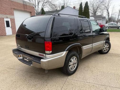 Onyx Black 2001 GMC Jimmy SLE