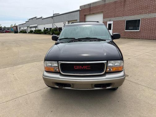 Onyx Black 2001 GMC Jimmy SLE