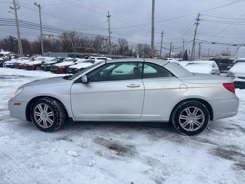 2009 Chrysler Sebring Base