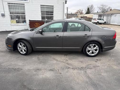 2012 Ford Fusion SE