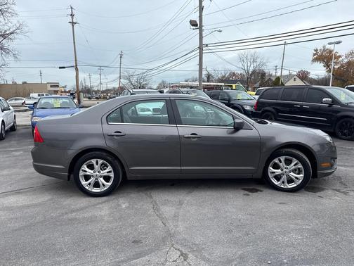 2012 Ford Fusion SE