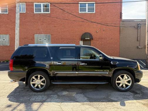 2007 Cadillac Escalade ESV Standard