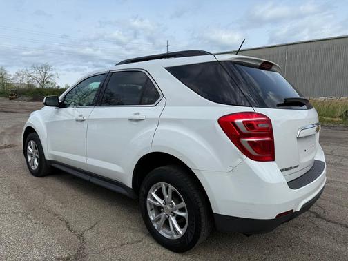 WHITE 2017 Chevrolet Equinox 1LT