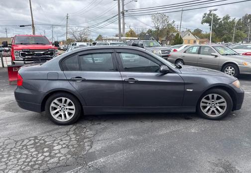 2006 BMW 325 XI