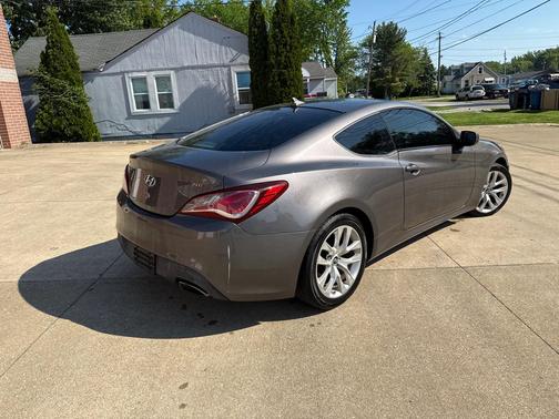 SILVER 2013 Hyundai Genesis Coupe 2.0T