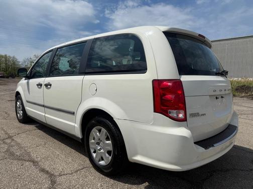 Stone White Clearcoat 2012 Dodge Grand Caravan SE/AVP