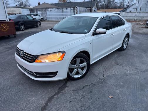 2014 Volkswagen Passat 1.8T S