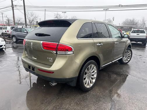 2013 Lincoln MKX Base