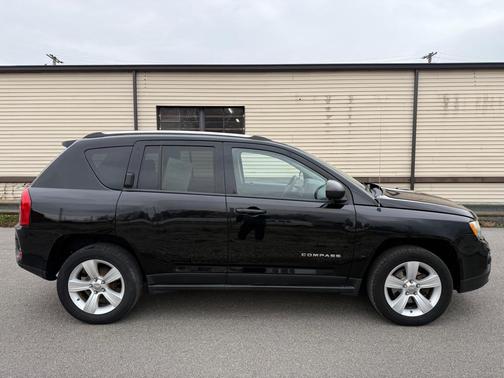 2012 Jeep Compass Sport