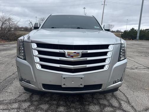 2015 Cadillac Escalade Luxury