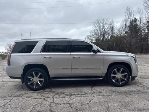 2015 Cadillac Escalade Luxury