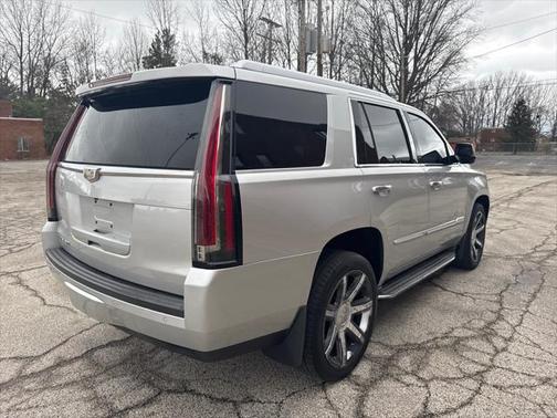 2015 Cadillac Escalade Luxury