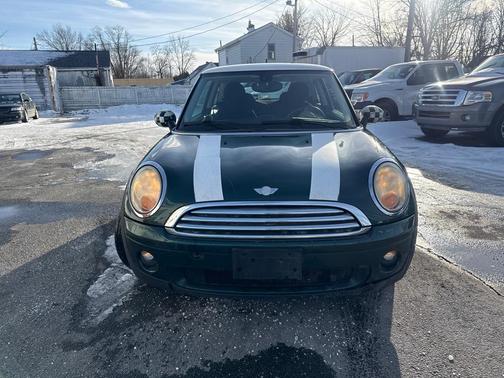 2008 MINI Cooper Base